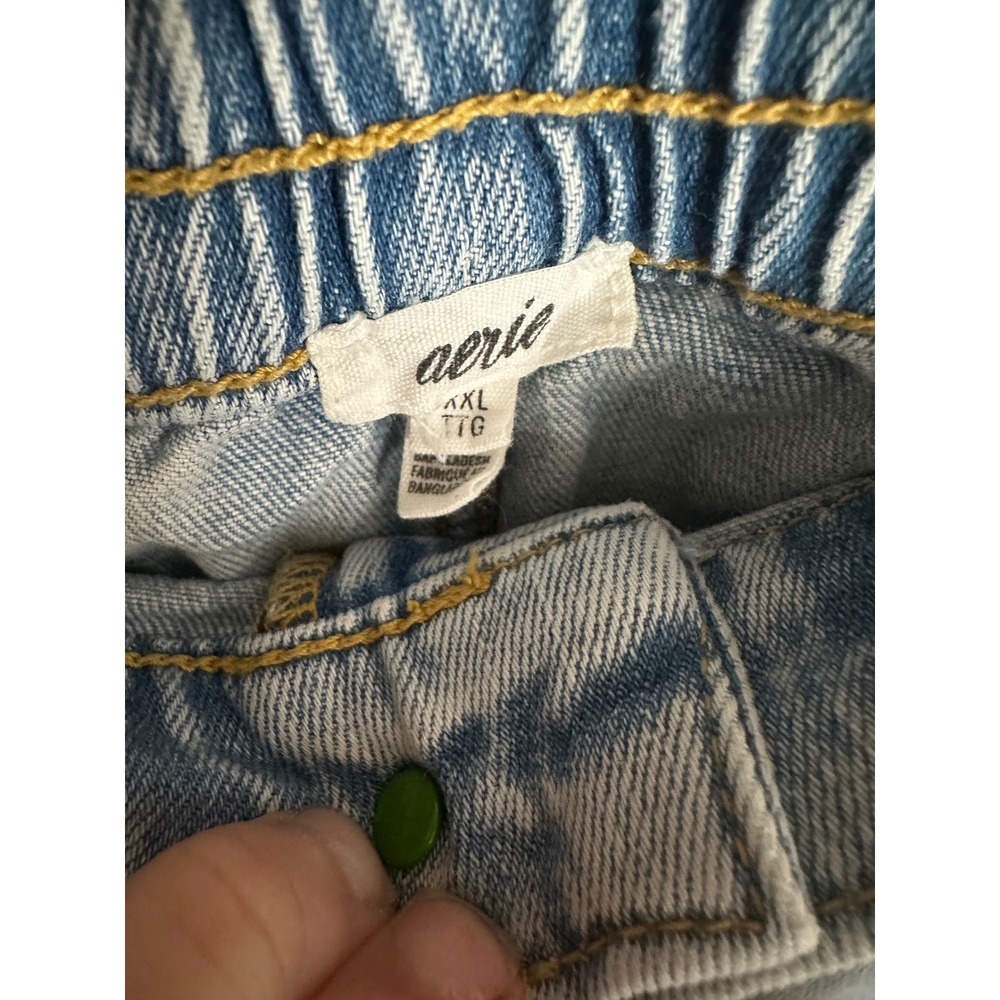 Aerie XXL Light Wash Distressed Denim Shorts Elastic Back Frayed Hem XXL - Picture 4 of 9